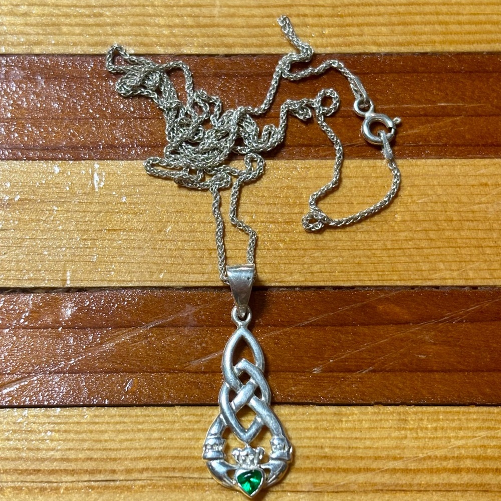 925 Sterling Silver & Green CZ Claddagh & Celtic Knot Necklace